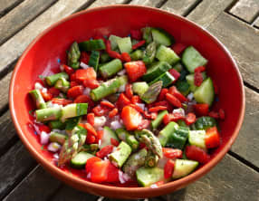 Salade aux fraises et asperges