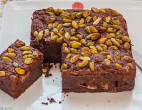 Brownies au chocolat, fraises et pistaches