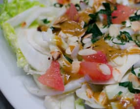 Salade de fenouil et de pamplemousse rose à la menthe