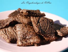 Friandises banane, fraises, graines de chia