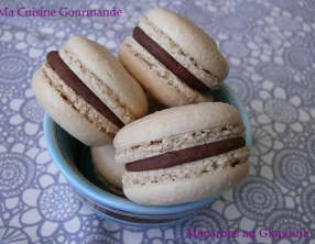 Macarons au Gianduja Weiss