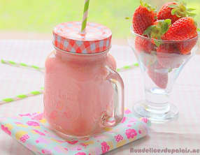 Milk shake aux fraises bananes et babeurre