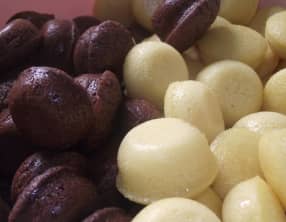 Mini gâteaux au chocolat et à la vanille