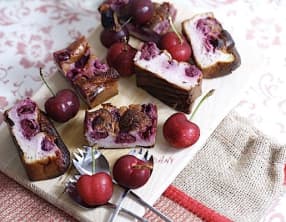 Cake aux cerises et au fromage blanc