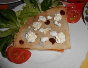 Mille feuille au confit de figue et au chèvre