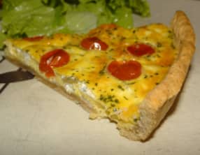 Quiche aux tomates cerises, au chèvre et au basilic