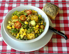 Salade de quinoa sauce moutarde