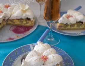 La tarte à la rhubarbe meringuée