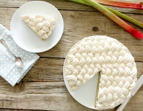 Tarte à la rhubarbe meringuée