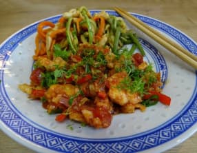 Poisson à la balinaise et wok de légumes sautés