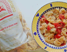 Salade de pain biscotté aux tomates et à l'origan