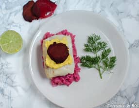 Pavé de cabillaud, sauce hollandaise light et risotto betterave