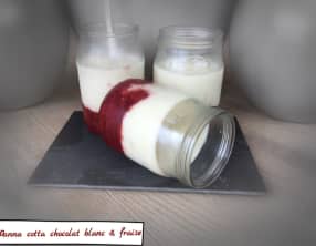 Panna cotta fraise et chocolat blanc