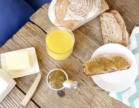 Confiture de rhubarbe à la vanille