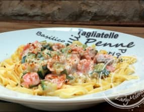 Linguine au curry courgettes et saumons