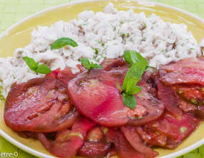Salade de merlu aux tomates anciennes