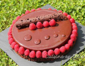 Tarte chocolat-framboises