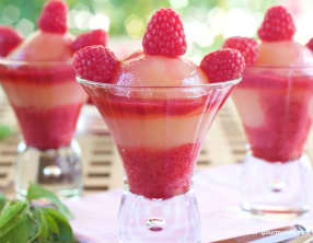 Pêches pochées Vanille Framboise