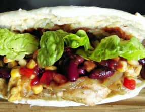 Sandwich au poulet et ses légumes croquants