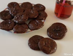 Cookies craquelés aux trois chocolats