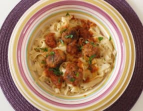 Tagliatelles aux boulettes de sardines épicées