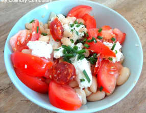 Salade de haricots Mogette, tomates, chorizo, chèvre frais et paprika