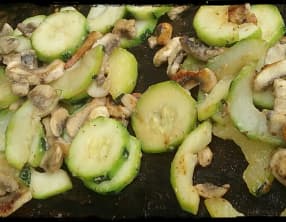 Courgettes aux champignons à la plancha