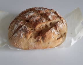 Pain cocotte à la farine semi complète