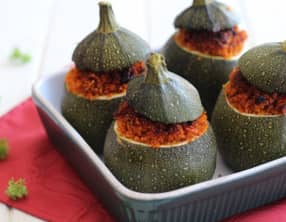 Courgettes farcies à la semoule, tomate et chorizo