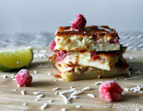 Clafoutis aux framboises, noix de coco et citron vert