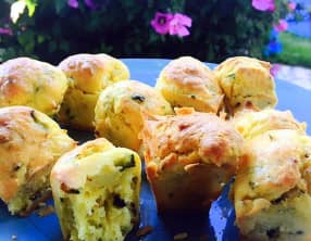 Mini cake express aux courgettes, feta et citron