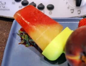 Glace à l'eau fraise et pêche au thermomix facile et rapide