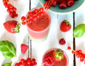 Smoothie fruits rouges et basilic