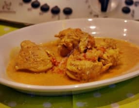 Blancs de poulet lait de coco et curry au thermomix facile et rapide
