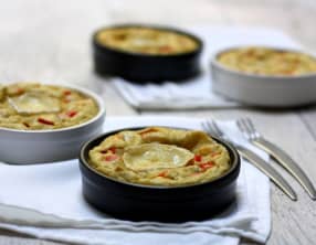 Clafoutis salé au pesto, chèvre et poivron