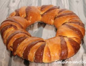 Couronne marbrée au chocolat