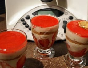 Coulis de fraises au thermomix facile et rapide
