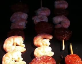 Brochettes de crevettes au chorizo