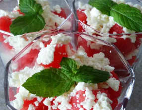 Verrine de pastèque, feta et menthe