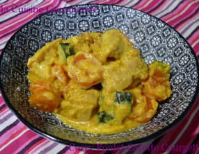 Curry Jaune de Poulet aux Carottes et Courgettes