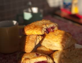 Scones aux pêches de vigne