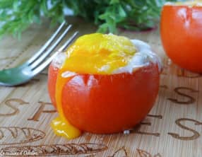 Oeuf cocotte en tomate au four