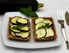 Tarte à la courgette, ricotta et basilic