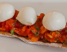 Bruschetta tomates mozzarella