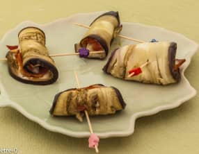 Roulés d'aubergines au jambon et à la scamorza