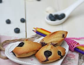 Madeleines citron myrtilles