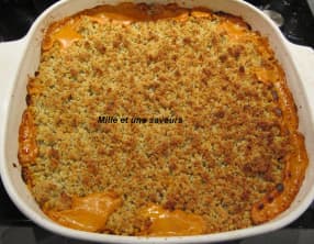 Crumble courgettes, tomates et fromage ail et fines herbes