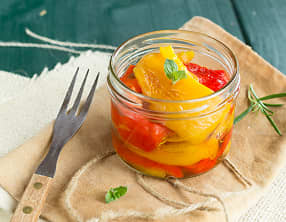 Poivrons rôtis et marinés à l'huile d'olive et à l'origan