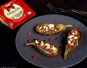 Aubergines farcies au roquefort et grenade