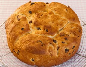 Brioche aux raisins